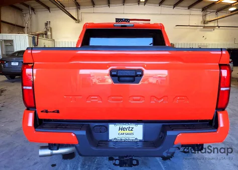 2024 Toyota Tacoma Trd Off-Road z USA, uszkodzony, nr VIN 3TYLB5JN2RT030002